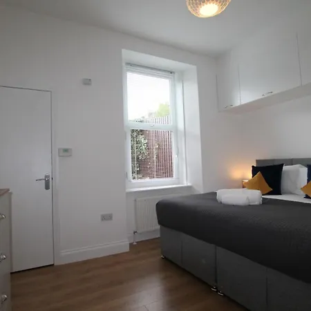 Superb One Bedroom Apartment In Dundee Exterior photo
