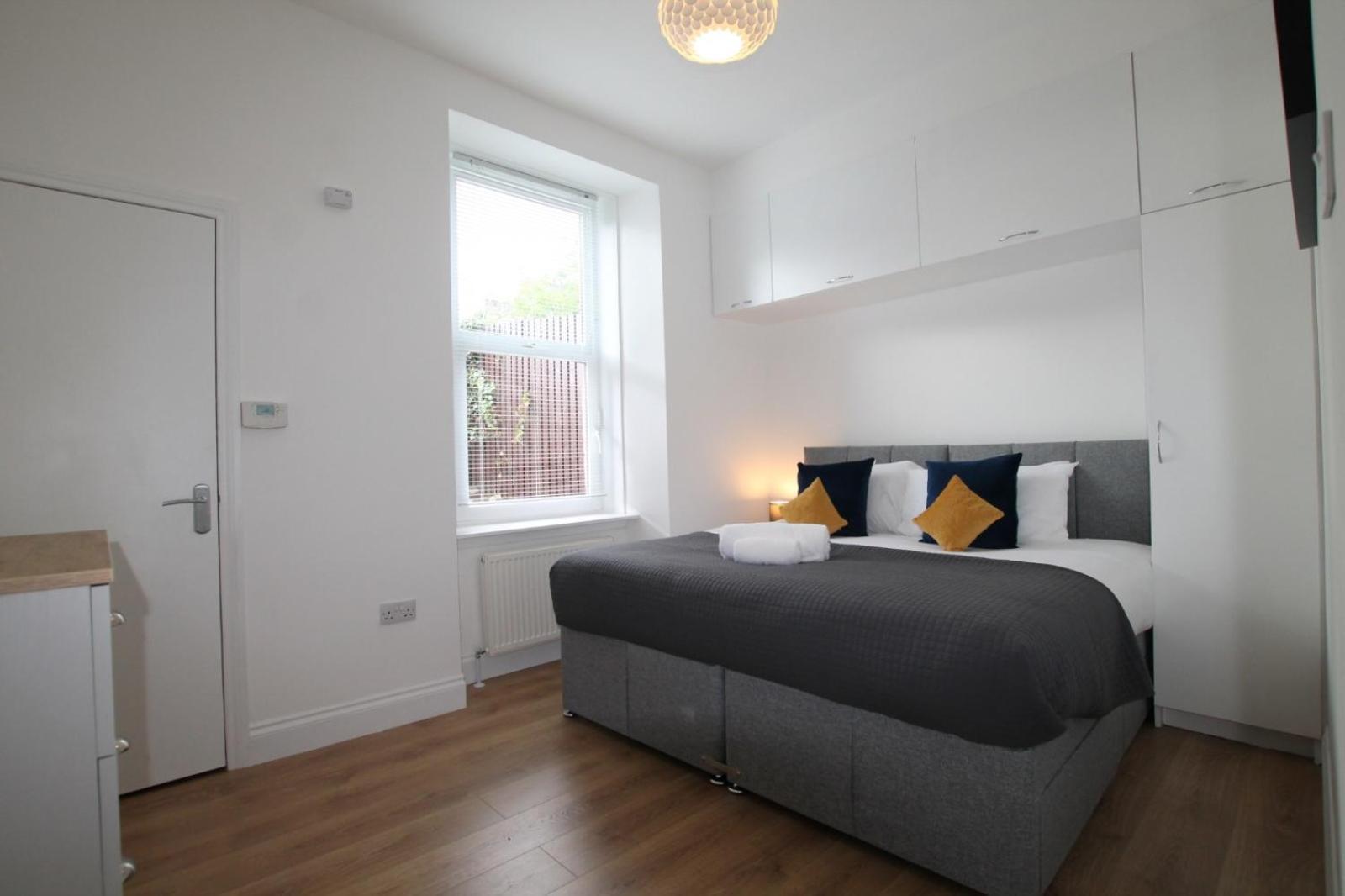 Superb One Bedroom In *